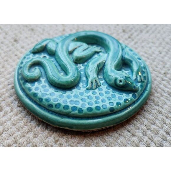 Turner Art Tile TAT Green Lizard Gecko Salamander Three Dimensional Round 3.25" - Picture 3 of 5